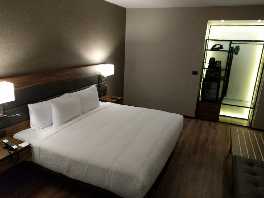 Habitación con jacuzzi en hotel ac-by-marriott-santa-fe en Ciudad de México, México DF
