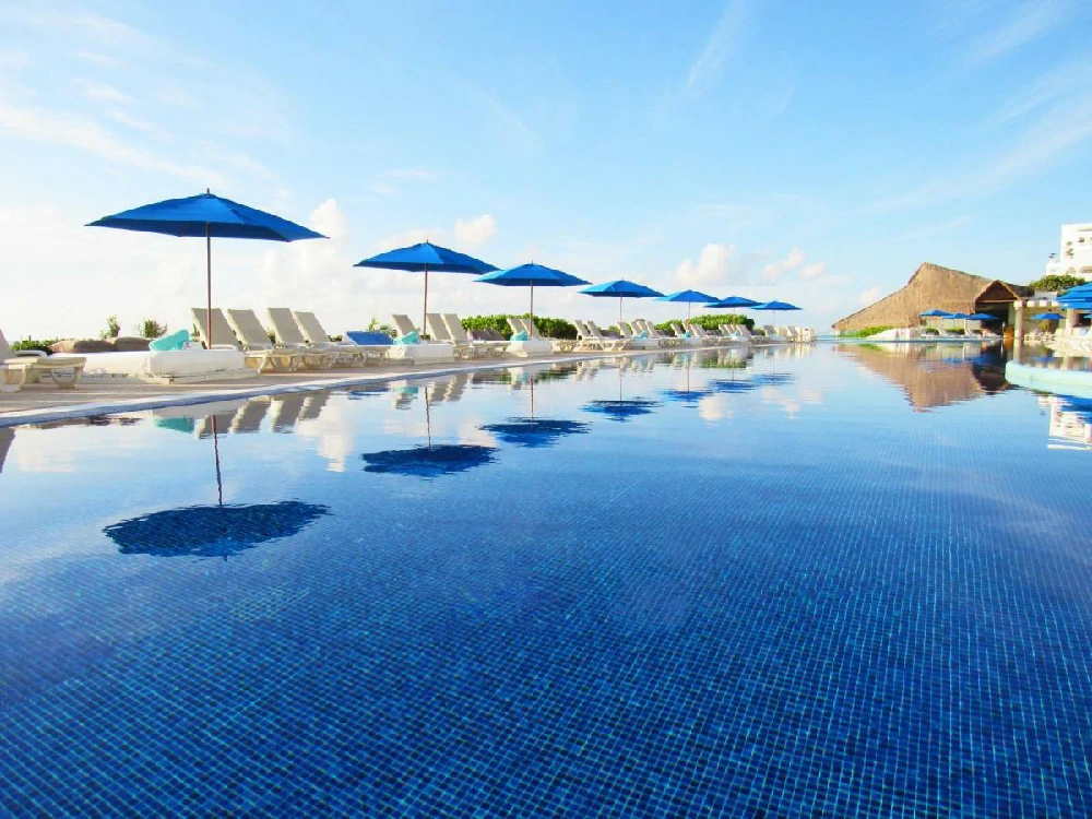 Hoteles románticos todo incluido aqua-cancun en Cancún, Quintana Roo