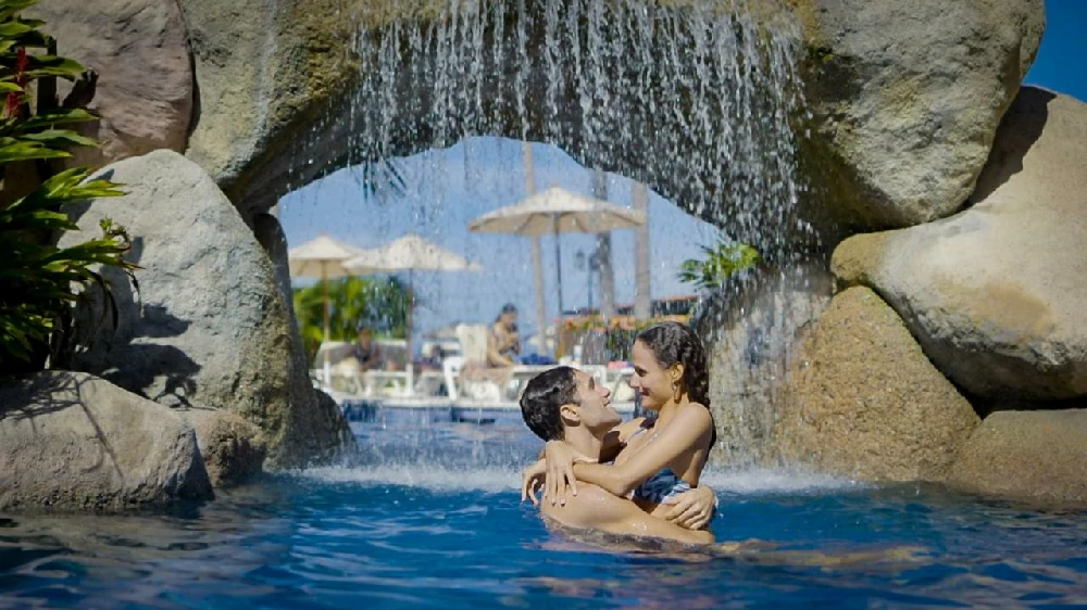 Hoteles románticos todo incluido barcelo-la-jolla-de-mismaloya en Puerto Vallarta, Jalisco