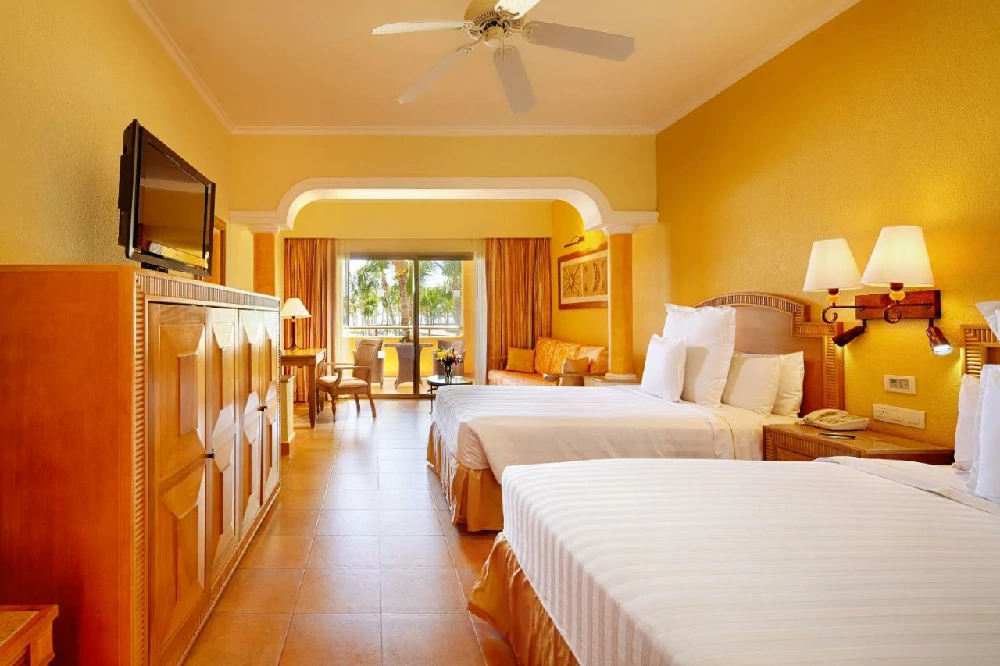 Hoteles románticos todo incluido barcelo-maya-colonial-beach en Xpu-Ha, Quintana Roo