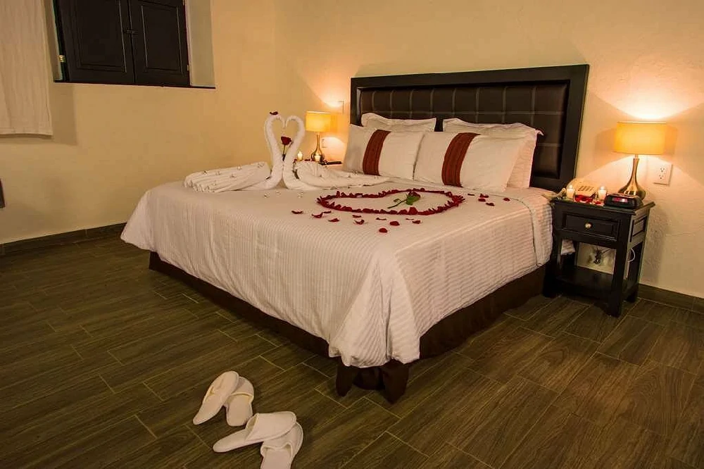 Habitación con jacuzzi en hotel best-western-posada-de-don-vasco en Pátzcuaro, Michoacán