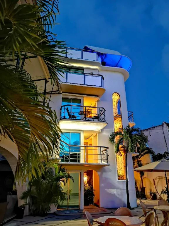 Habitación con jacuzzi en hotel blue-star-cancun en Cancún, Quintana Roo