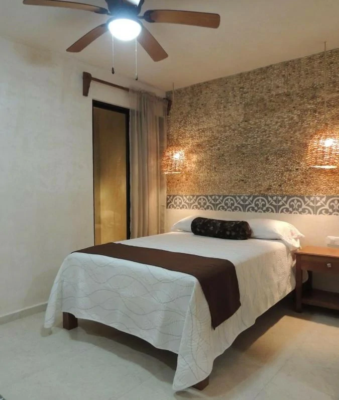 Habitación con jacuzzi en hotel boutique-bugambilias en Valladolid, Yucatán