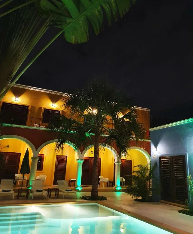 Habitación con jacuzzi en hotel boutique-ma-c-rida-santiago en Mérida, Yucatán