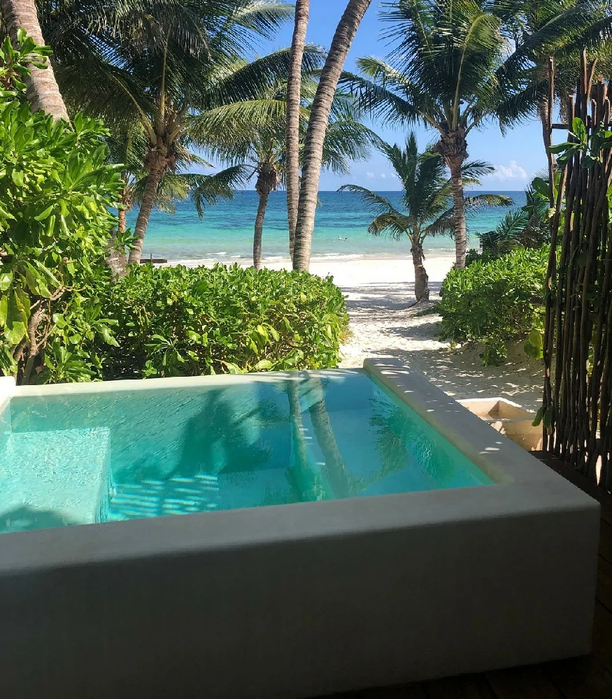 Habitación con jacuzzi en hotel cabanas-tulum en Tulum, Quintana Roo