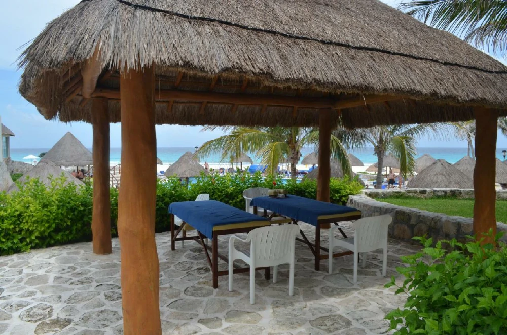 Habitación con jacuzzi en hotel cancun-caribe-park-royal-grand en Cancún, Quintana Roo