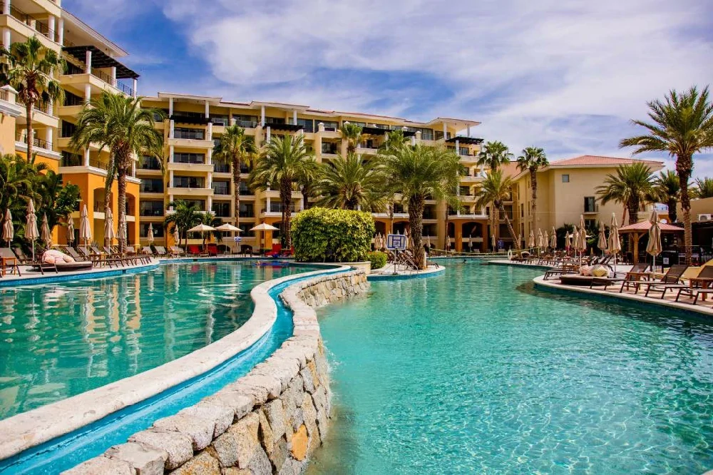 Habitación con jacuzzi en hotel casa-dorada-los-cabos-resort-spa en Cabo San Lucas, Baja California Sur