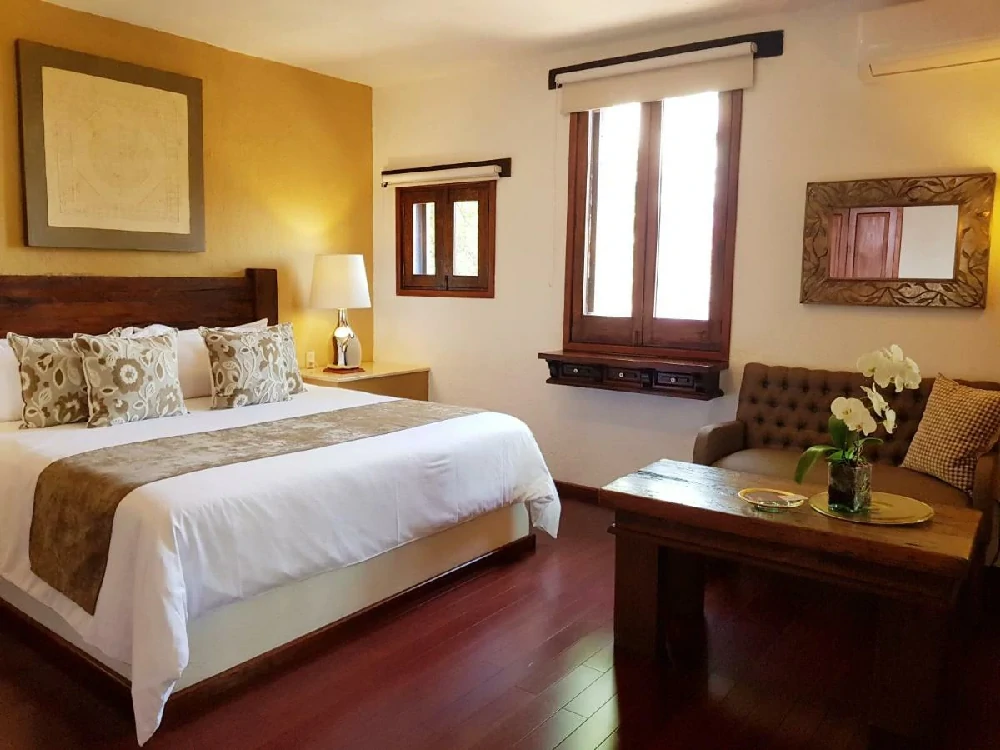 Habitación con jacuzzi en hotel casa-embrujo-morelia en Morelia, Michoacán