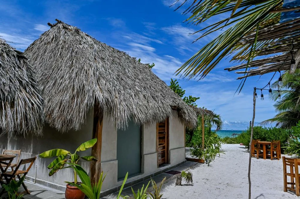Hoteles románticos todo incluido casa-mate-beach en El Cuyo, Yucatán