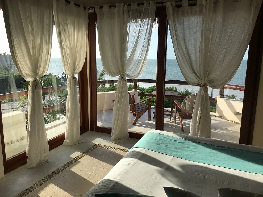 Habitación con jacuzzi en hotel casa-punta-coco-adults-only en Isla Holbox, Quintana Roo