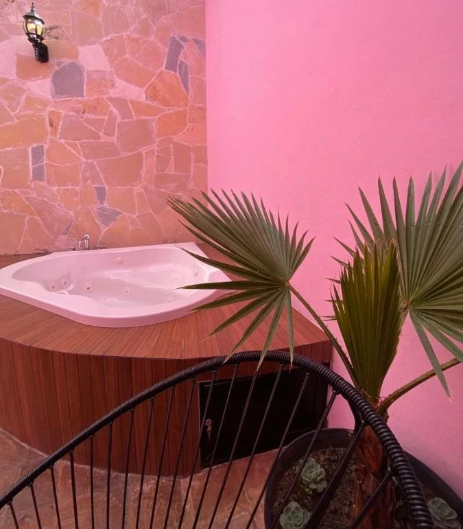 Habitación con jacuzzi en hotel casa-rosa-amp-spa-san-cristobal-de-las-casas en San Cristóbal de Las Casas, Chiapas