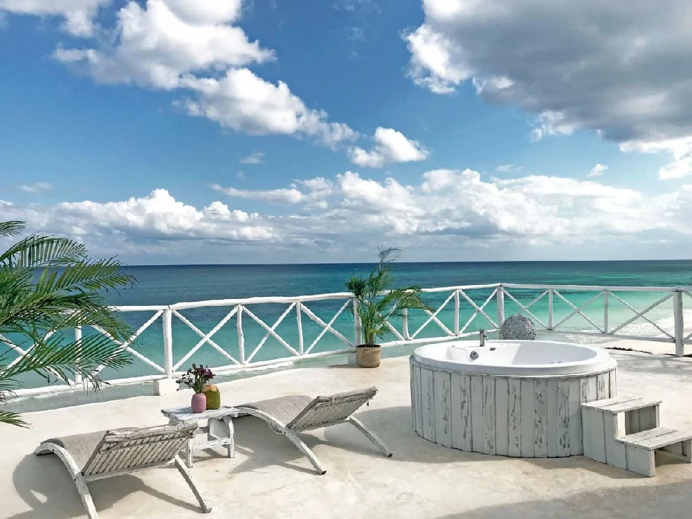 Habitación con jacuzzi en hotel coco-limited en Tulum, Quintana Roo