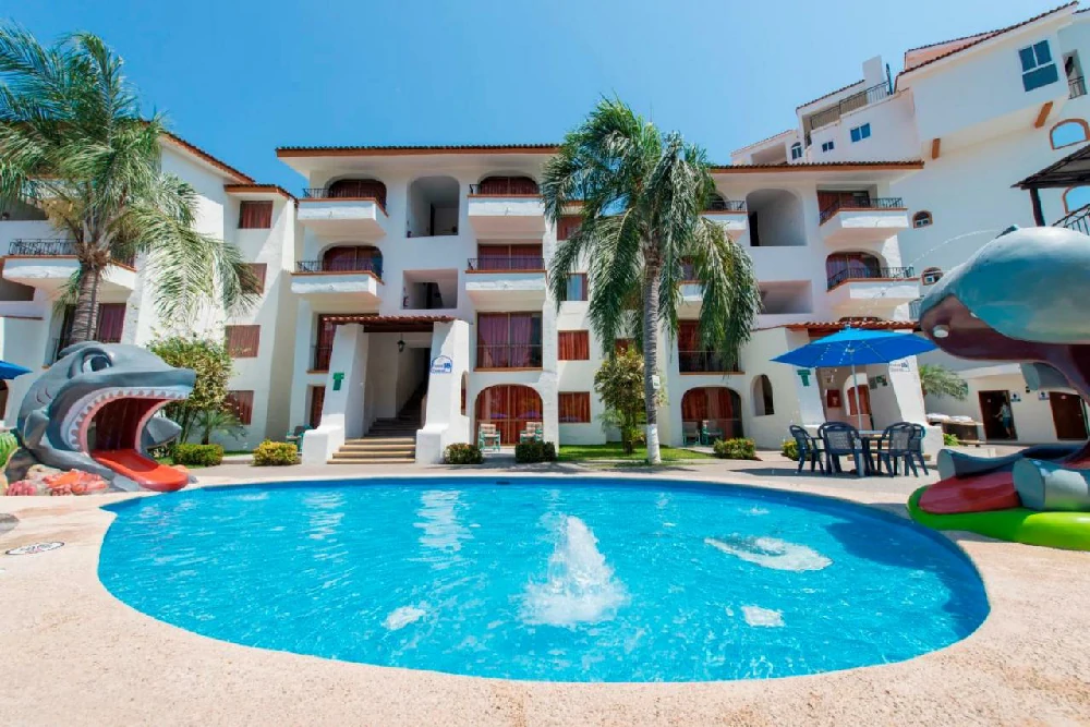 Hoteles románticos todo incluido costa-club-punta-arena-all-inclusive-beach-resort en Puerto Vallarta, Jalisco