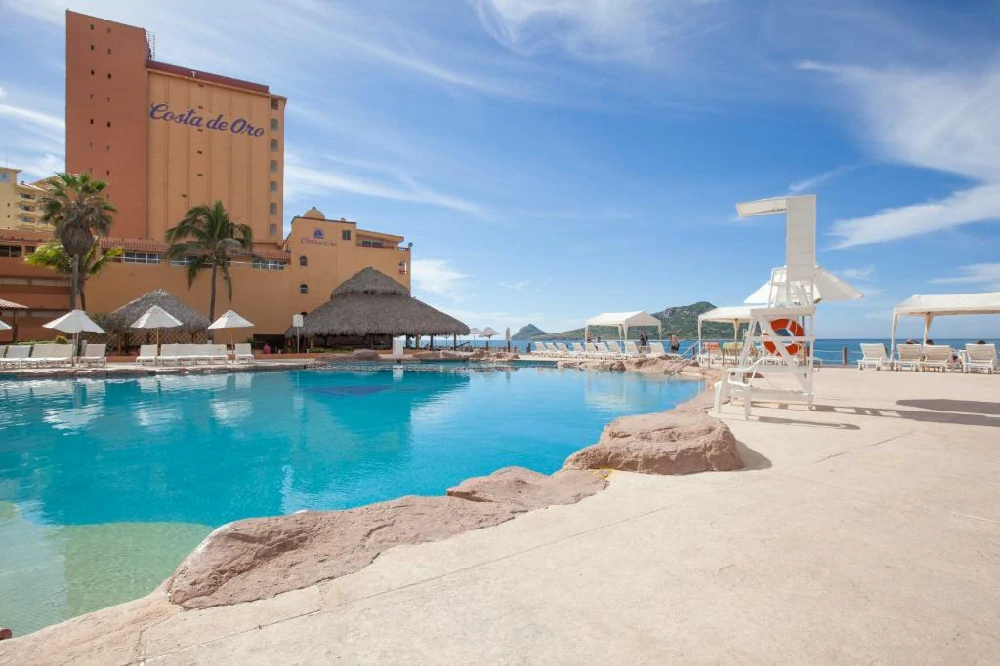 Hoteles románticos todo incluido costa-de-oro-beach en Mazatlán, Sinaloa