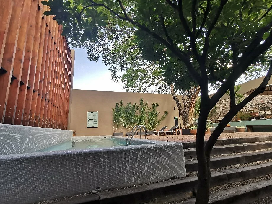 Habitación con jacuzzi en hotel criol en Querétaro, Querétaro