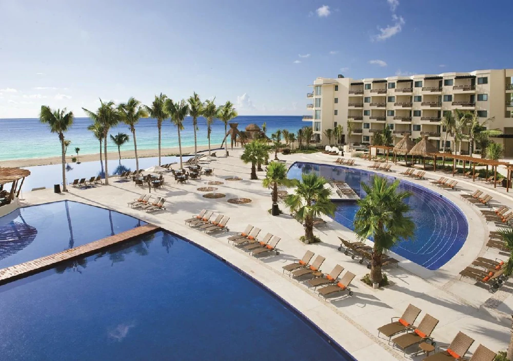 Habitación con jacuzzi en hotel dreams-riviera-cancun-resort en Puerto Morelos, Quintana Roo