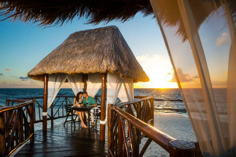 Hoteles románticos todo incluido el-dorado-casitas-royale en Puerto Morelos, Quintana Roo