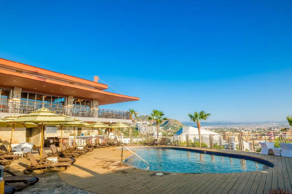 Hoteles románticos todo incluido finisterra en Cabo San Lucas, Baja California Sur