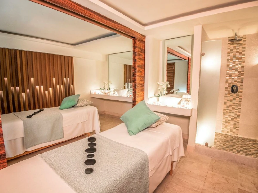Hoteles románticos todo incluido gran-porto-real-resort-spa en Playa del Carmen, Quintana Roo