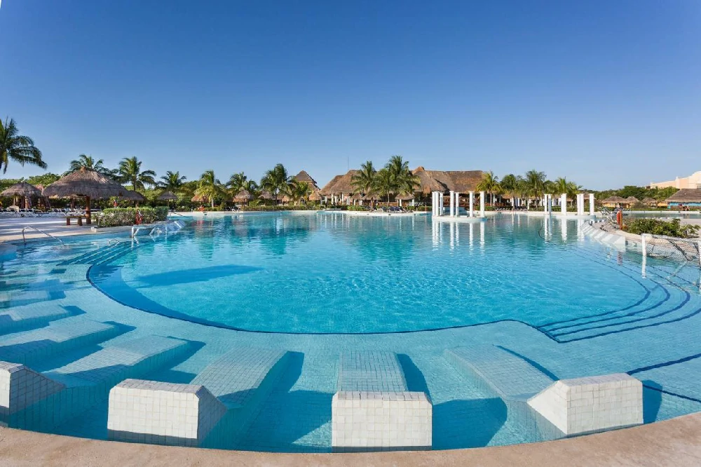 Habitación con jacuzzi en hotel grand-colonial-palladium-resort-spa en Akumal, Quintana Roo