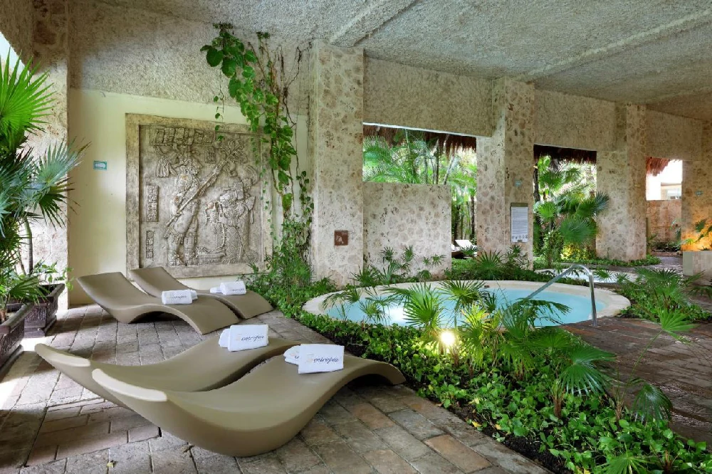Habitación con jacuzzi en hotel grand-colonial-palladium-resort-spa en Akumal, Quintana Roo