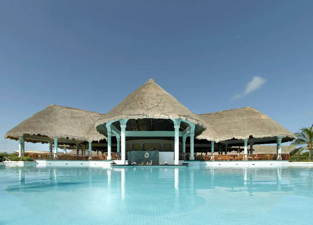 Habitación con jacuzzi en hotel grand-palladium-kantenah-resort-spa en Akumal, Quintana Roo