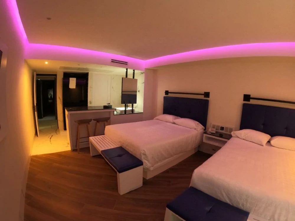 Habitación con jacuzzi en hotel grand-prix en Ciudad de México, México DF