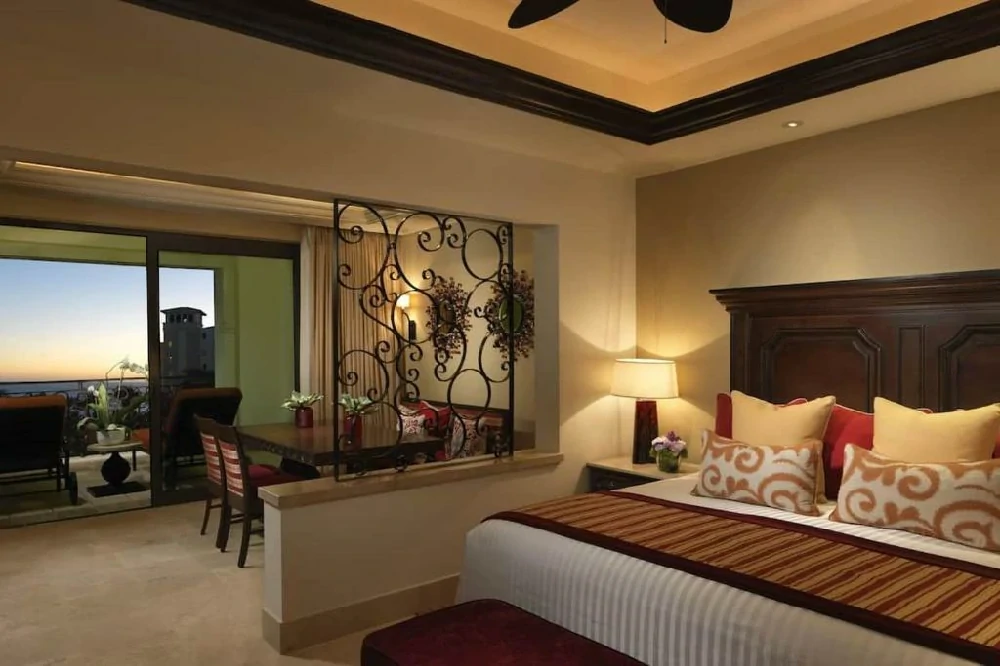 Habitación con jacuzzi en hotel grand-solmar-land-39-s-end-resort-amp-spa-cabo-san-lucas5 en Cabo San Lucas, Baja California Sur