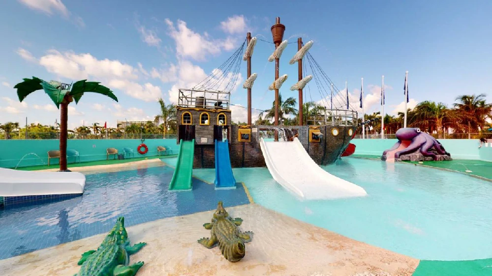 Hoteles románticos todo incluido great-parnassus-resort-spa en Cancún, Quintana Roo