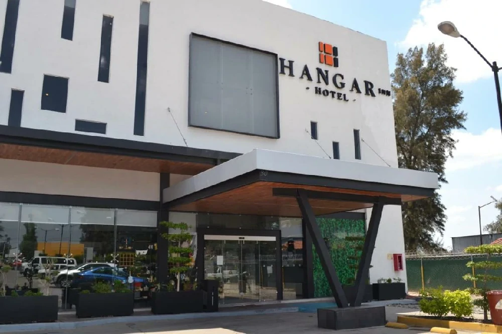 Habitación con jacuzzi en hotel hangar-inn en Guadalajara, Jalisco