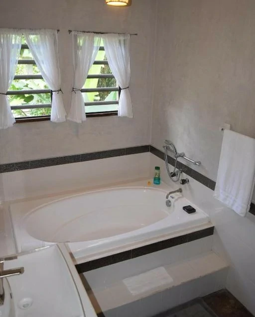 Habitación con jacuzzi en hotel hokhmah-boutique en Puerto Morelos, Quintana Roo
