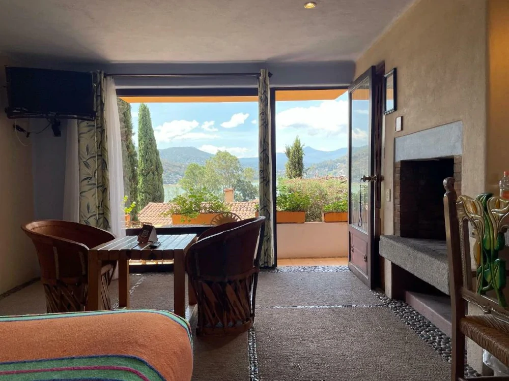 Habitación con jacuzzi en hotel hospedaje-villas-paraiso en Valle de Bravo, Estado de México