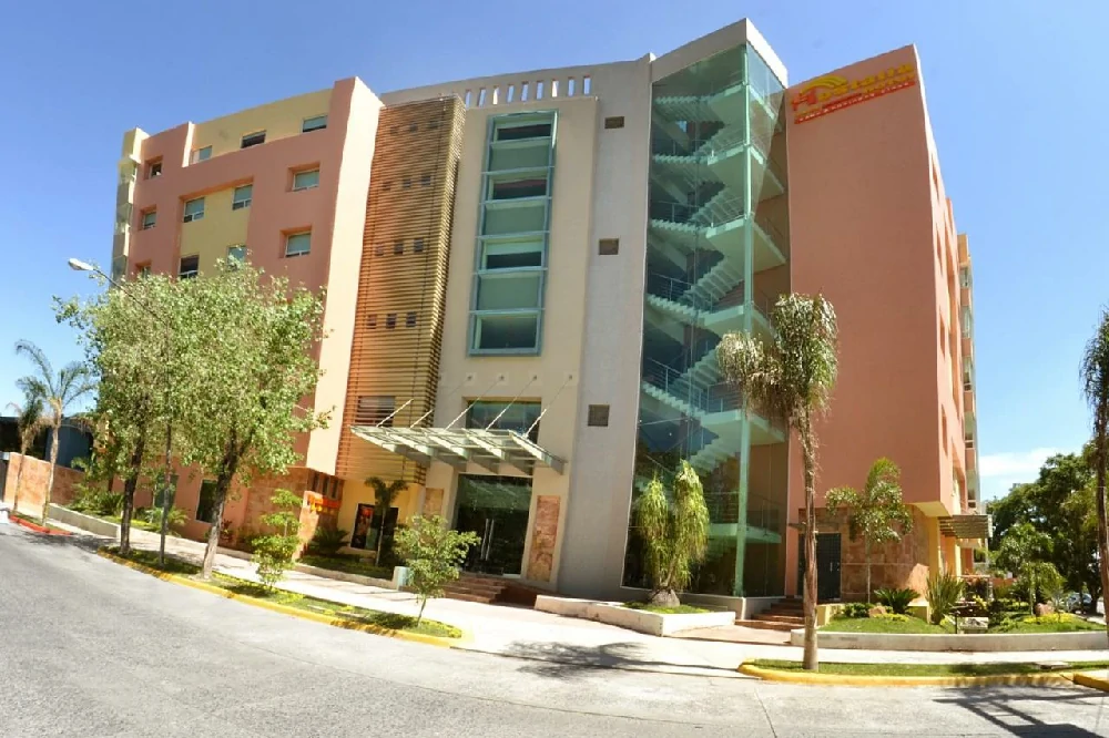 Habitación con jacuzzi en hotel hostalia-expo-amp-business-class en Guadalajara, Jalisco