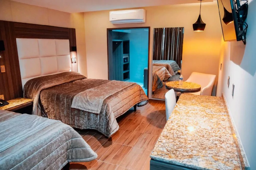 Habitación con jacuzzi en hotel kavia-meoqui-amp-suites en Meoqui, Chihuahua