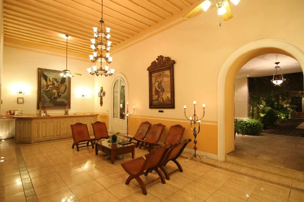 Habitación con jacuzzi en hotel la-mision-de-fray-diego en Mérida, Yucatán