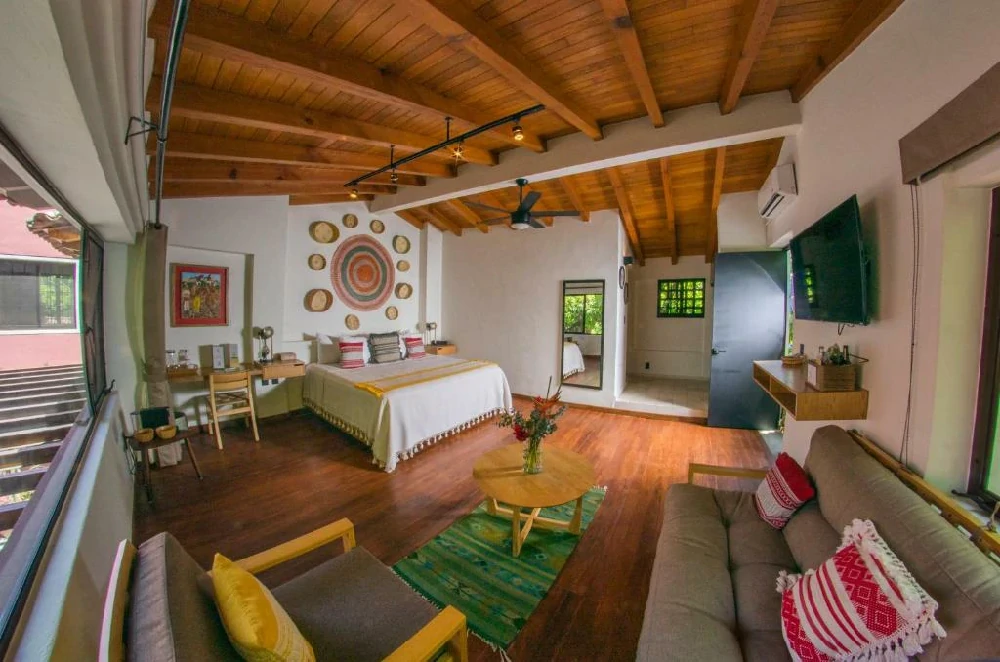 Habitación con jacuzzi en hotel la-paranera-amp-relax en Comala, Colima