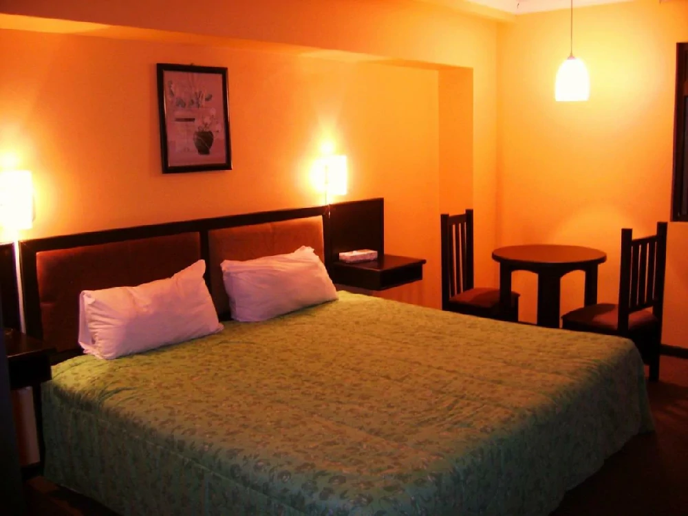 Habitación con jacuzzi en hotel le-gar en Monterrey, Nuevo León