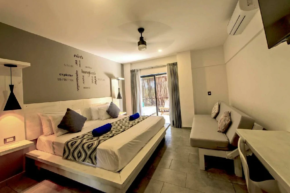 Habitación con jacuzzi en hotel luna-de-plata en Mahahual, Quintana Roo