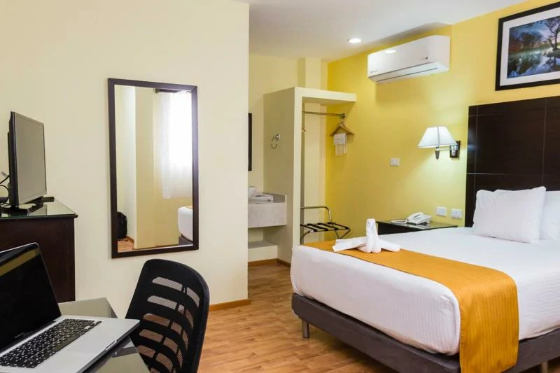 Habitación con jacuzzi en hotel madan-cardenas en Cárdenas, Tabasco