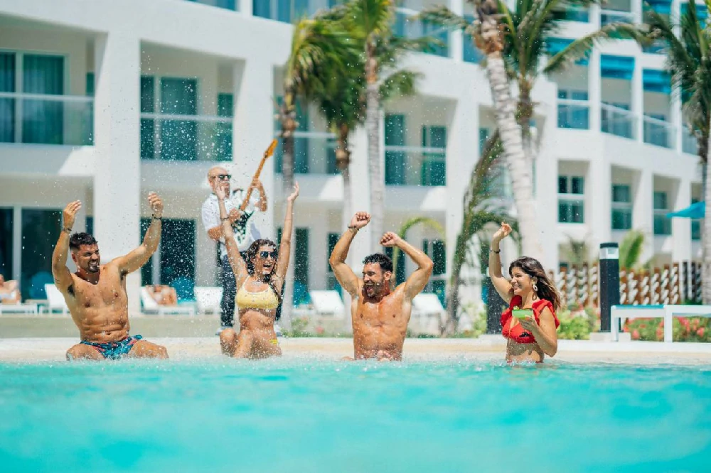 Hoteles románticos todo incluido margaritaville-island-reserve-riviera-maya-adults-only-all-inclusive en Puerto Morelos, Quintana Roo