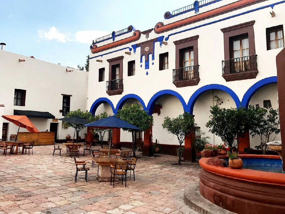 Habitación con jacuzzi en hotel meson-de-la-merced en Querétaro, Querétaro