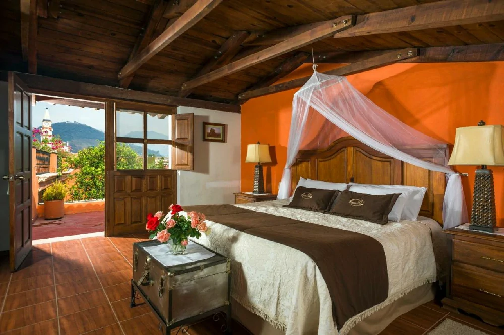Habitación con jacuzzi en hotel meson-de-santa-elena en Mascota, Jalisco