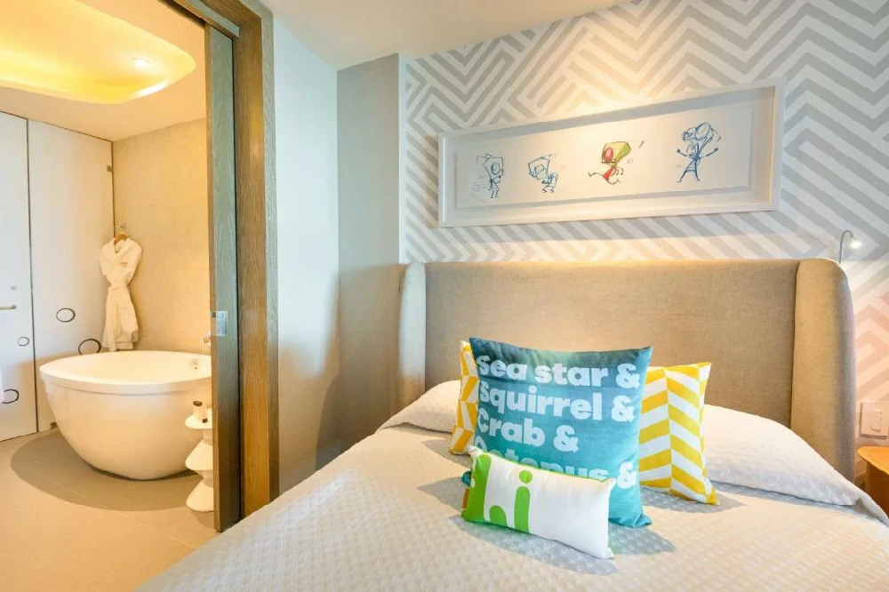 Habitación con jacuzzi en hotel nickelodeon-hotels-amp-resorts-riviera-maya en Puerto Morelos, Quintana Roo