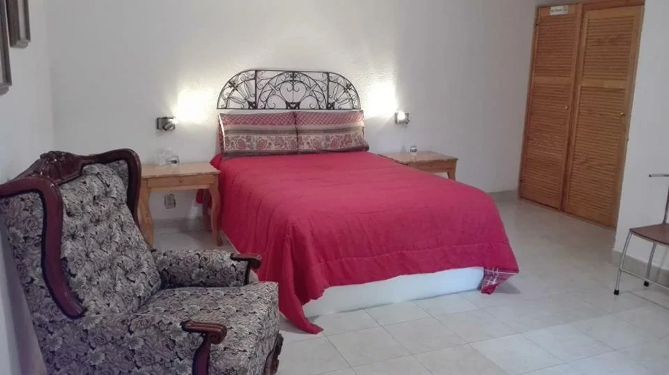 Habitación con jacuzzi en hotel ollin-teotl en San Juan Teotihuacán, Estado de México