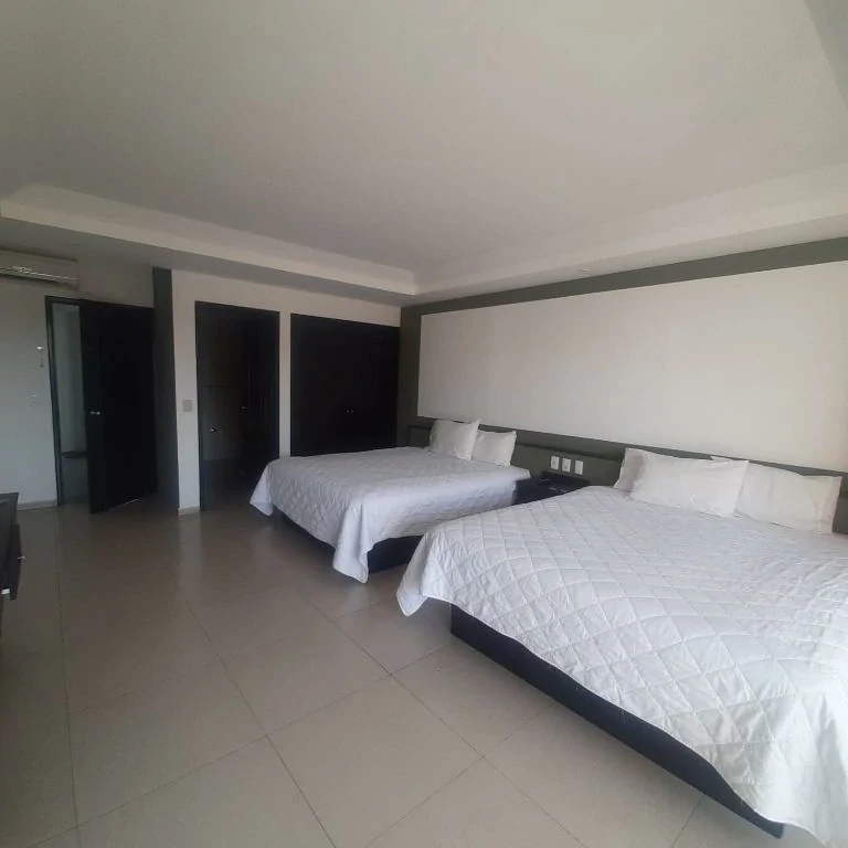 Habitación con jacuzzi en hotel orense-express en Cuernavaca, Morelos