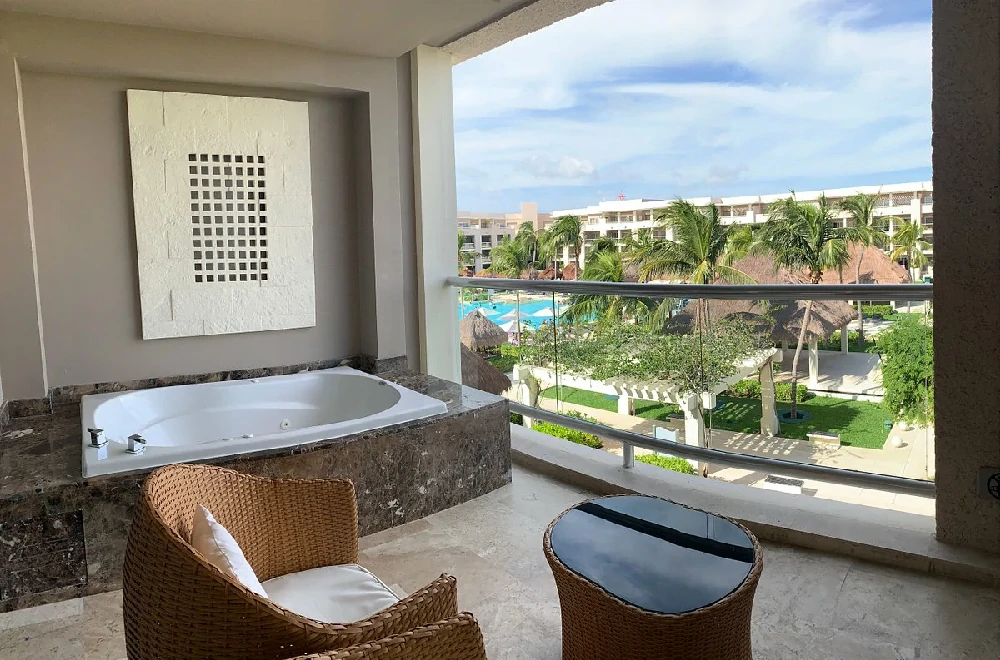 Habitación con jacuzzi en hotel paradisus-la-esmeralda-playa-del-carmen en Playa del Carmen, Quintana Roo