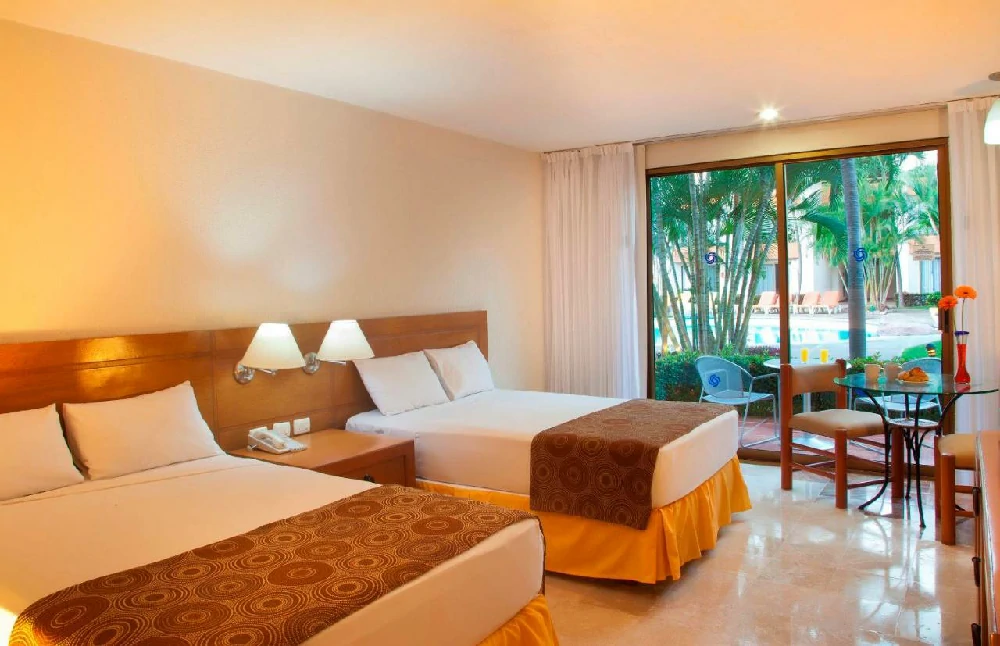 Hoteles románticos todo incluido plaza-pelicanos-club-beach-resort en Puerto Vallarta, Jalisco