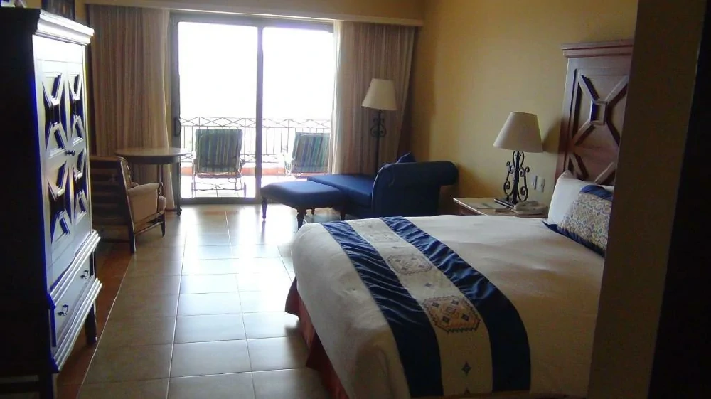 Habitación con jacuzzi en hotel presidential-suite-at-pueblo-bonito-sunset-beach en Cabo San Lucas, Baja California Sur