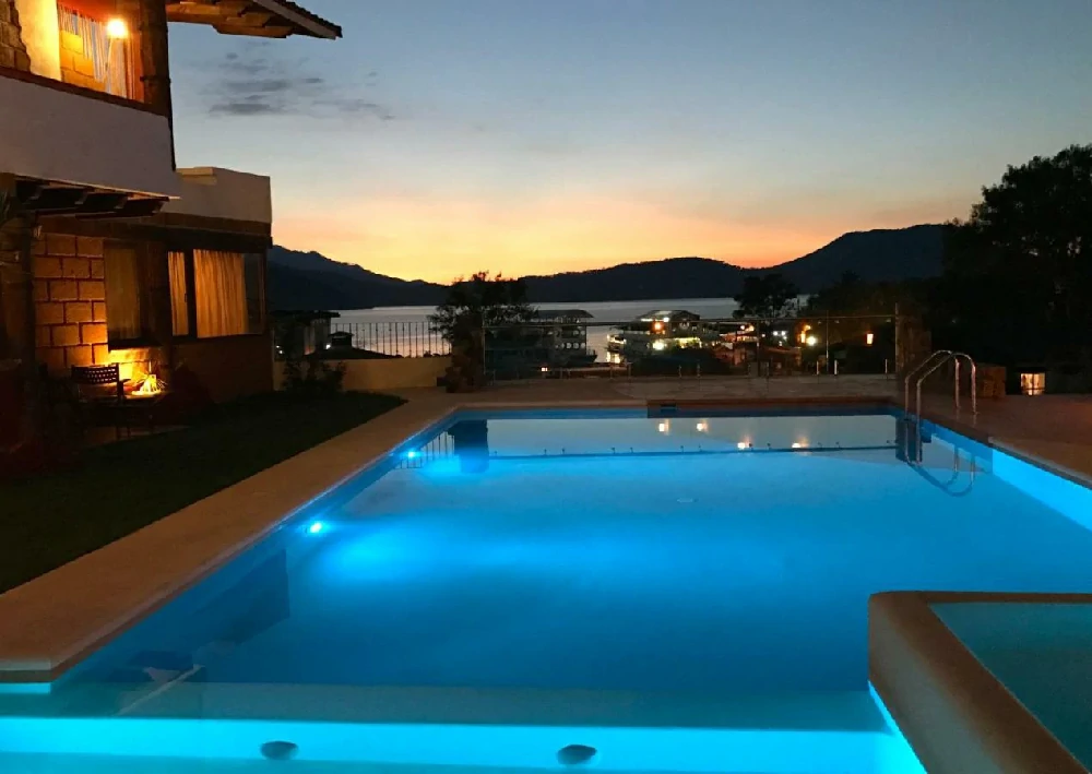 Habitación con jacuzzi en hotel puesta-del-sol-valle-de-bravo en Valle de Bravo, Estado de México