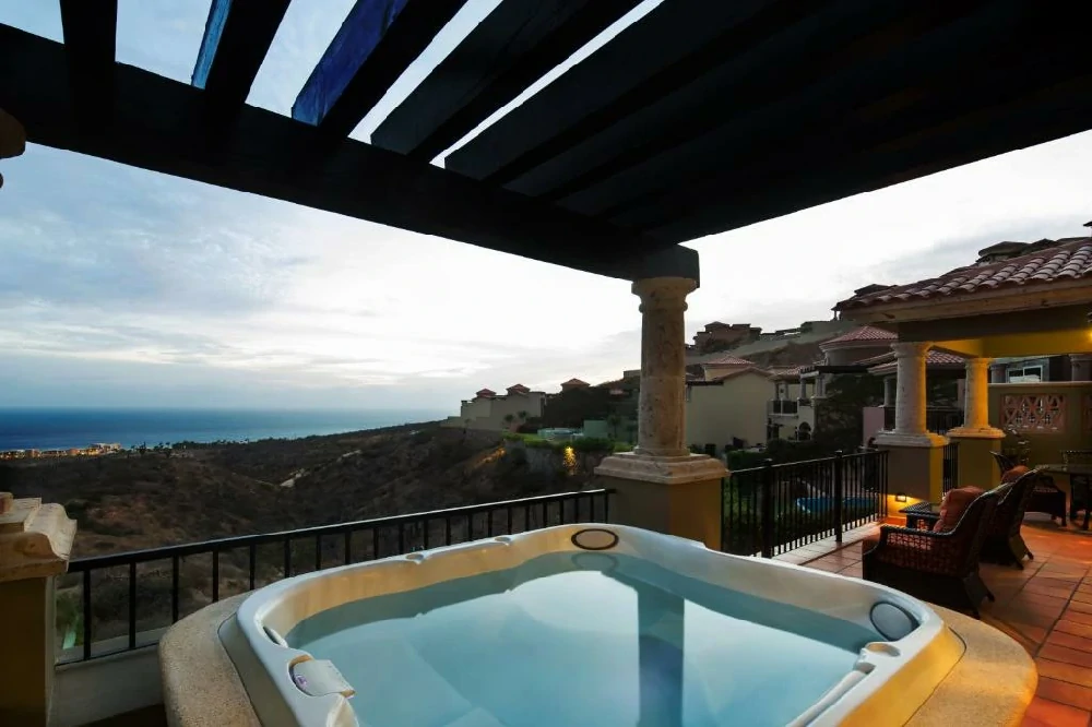 Habitación con jacuzzi en hotel quivira-los-cabos en Cabo San Lucas, Baja California Sur